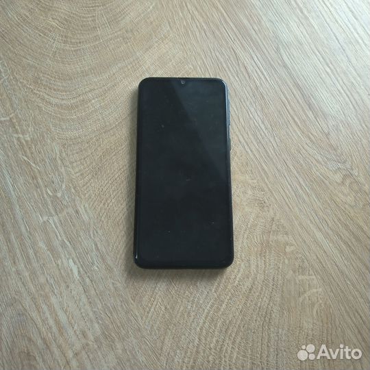 Samsung Galaxy A40, 4/64 ГБ