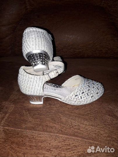 Туфли для девочки 26 размер