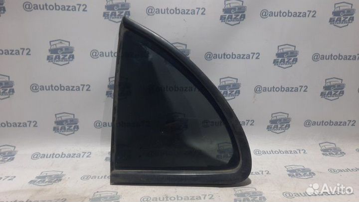 Стекло двери заднее левое Nissan Pulsar FN15