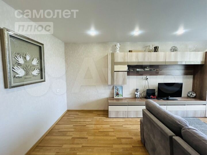 4-к. квартира, 81,8 м², 5/5 эт.