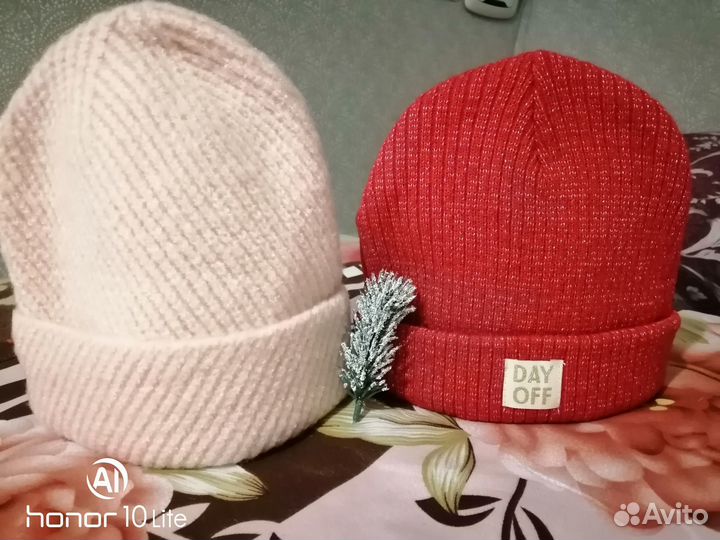 Шапочки новые 2шт