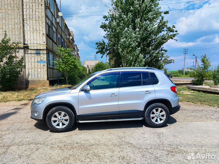 Volkswagen Tiguan 2.0 AT, 2011, 217 000 км