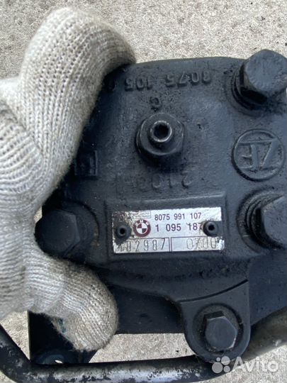 Рулевой редуктор bmw e38