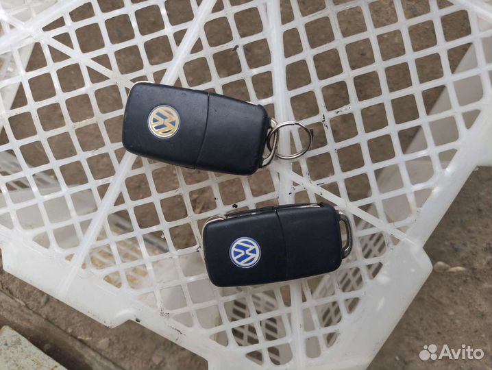 Ключи с замком зажигания Фольксваген