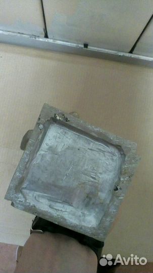 Спортсмен Овсянников Водное поло Монумент-скульпту