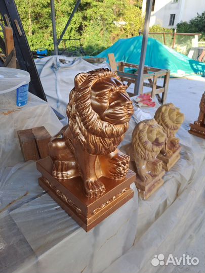 Лев бетонный