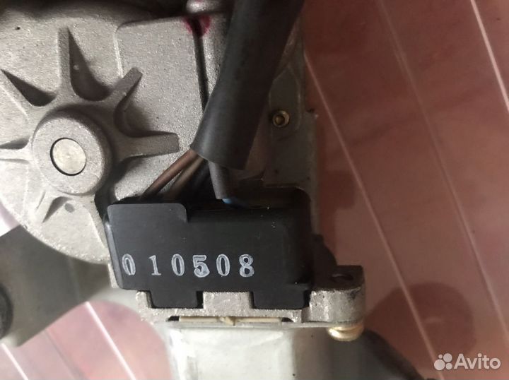 Трапеция стеклоочистителя с Моторчиком Элантра 200