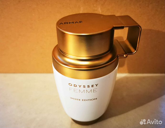 Парфюмерная вода женская