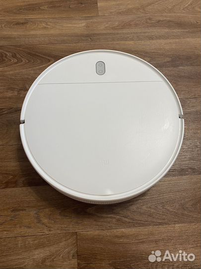 Робот пылесос Xiaomi Mi Robot Vacuum Mop Essential