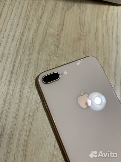 iPhone 8 Plus, 64 ГБ