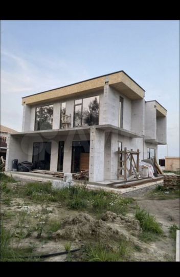 Дом 262 м² на участке 12 сот.