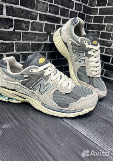 Кроссовки New Balance 2002R