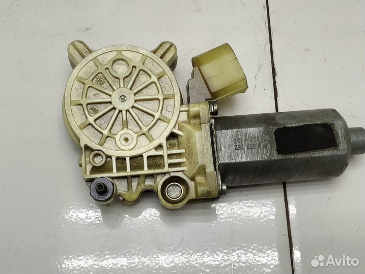 Стеклоподъемник пер. правый BMW X6 E71