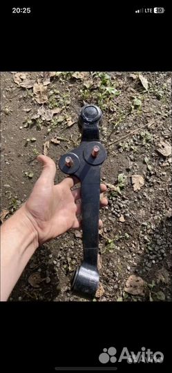 Рычаг кио рио 1