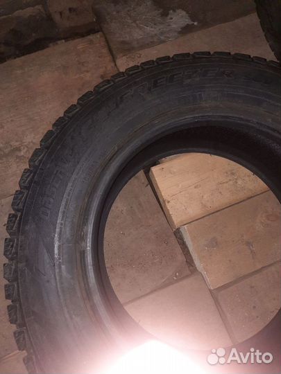 Toyo Observe Ice-Freezer 215/65 R16