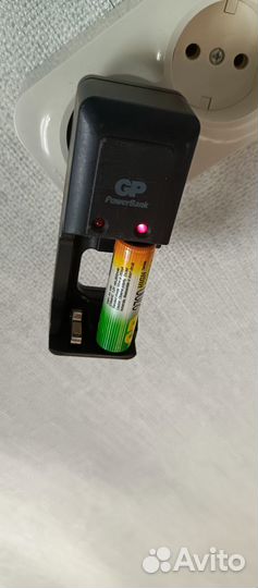 Зарядное устройство для аккумуляторных батареек