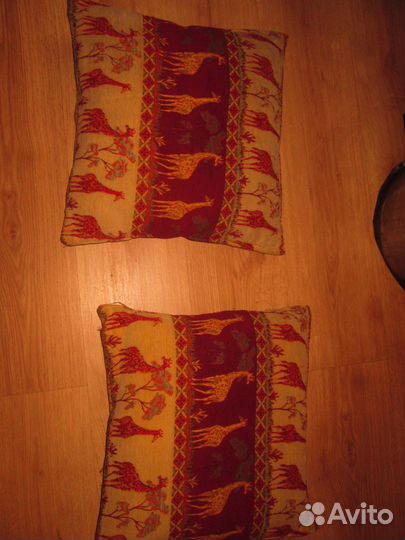 Подушки 40 на 40 sm 2 шт