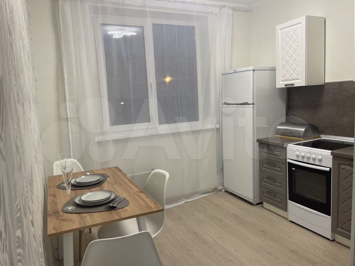 2-к. квартира, 52 м², 3/12 эт.