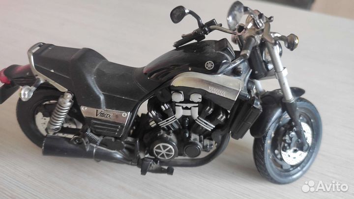 Коллекционная модель Yamaha vmax