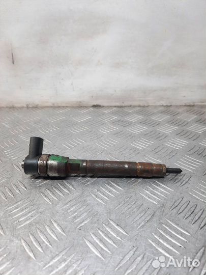 Форсунка Mercedes-Benz Vito минивэн 2.2 611980