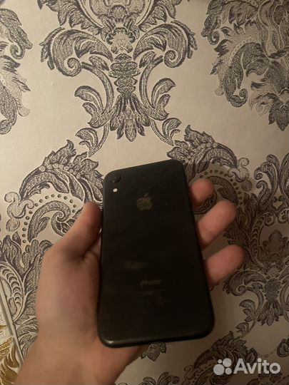 iPhone Xr, 64 ГБ