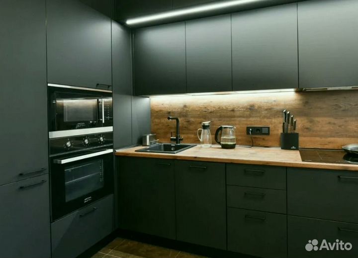 Кухни на заказ. Установка под ключ