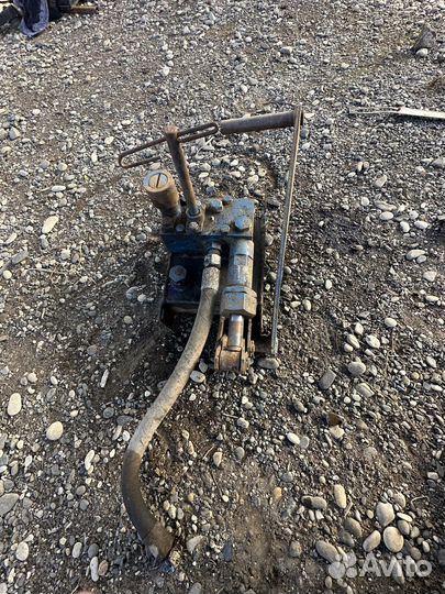 Домкрат гидравлический