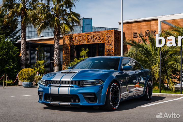 Аренда авто dodge charger 6.4
