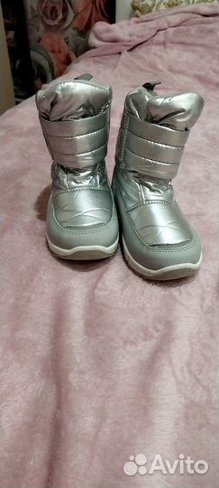 Продам зимние ботинки
