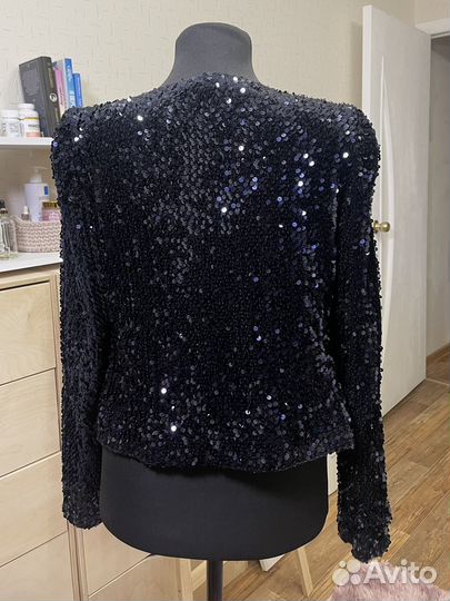 Жакет с пайетками 42