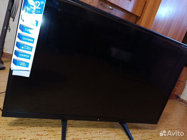 Продам телевизор новый