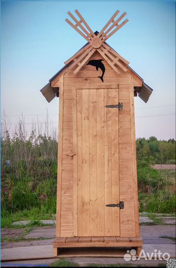 Уличный туалет деревянный GAR207