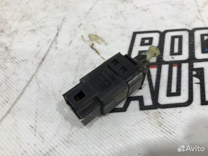 Датчик включения стопсигнала Chery Tiggo 5 T21