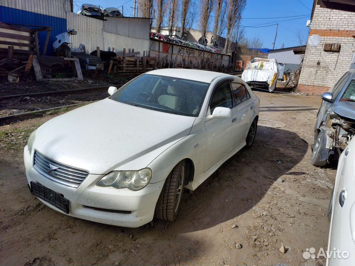 Фара правая, левая. Toyota Mark X. 2006г
