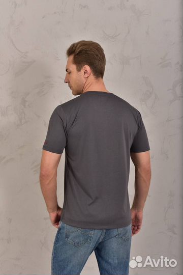 Футболка Kiton