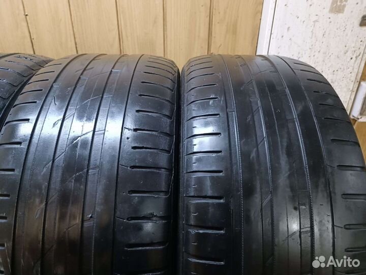 Nokian Tyres Hakka Black SUV 275/45 R20