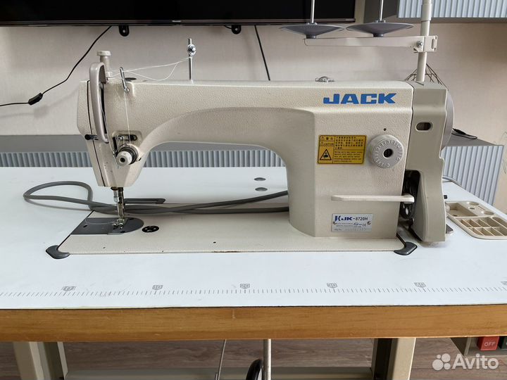 Промышленная швейная машина jack