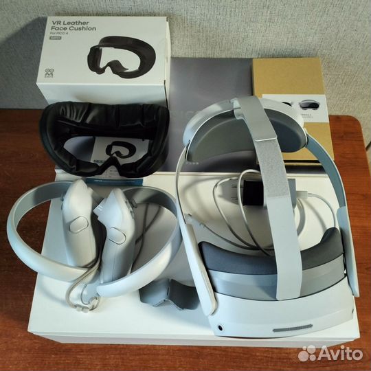 VR очки pico 4