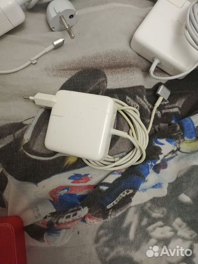 Magsafe power adapter
