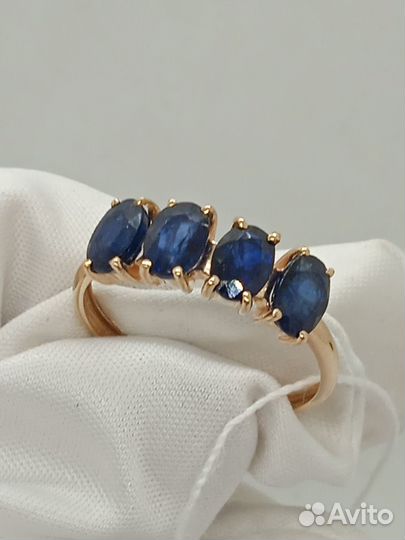 Золотое кольцо с фианитами