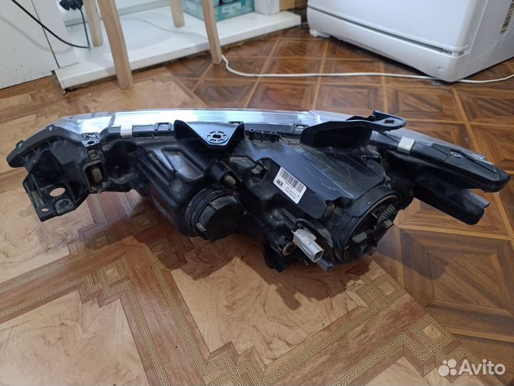 Фара передняя правая mitsubishi outlander 3 LED