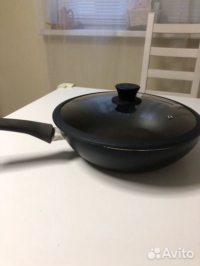 Сковородка с крышкой tefal бу 28см