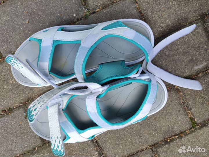 Сандалии б/у