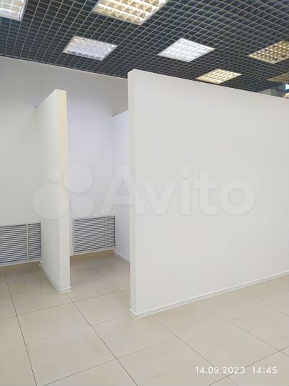 Торговая площадь, 56 м²