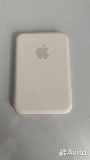Зарядка на iPhone magsafe