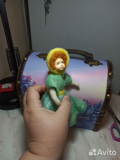 Шарнирная кукла из шерсти. Валяние