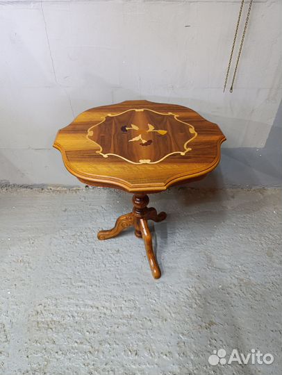 Кофейный столик