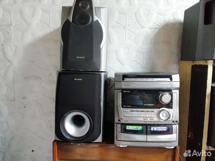 Музыкальный центр aiwa
