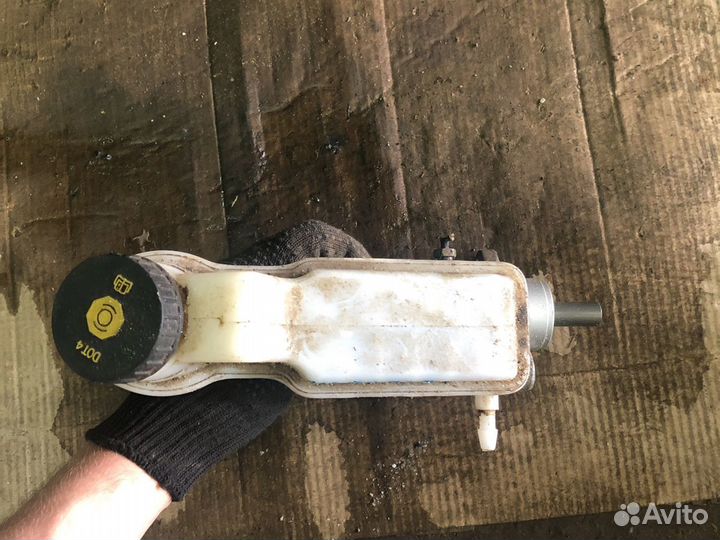 Chevrolet cobalt тормозной цилиндр