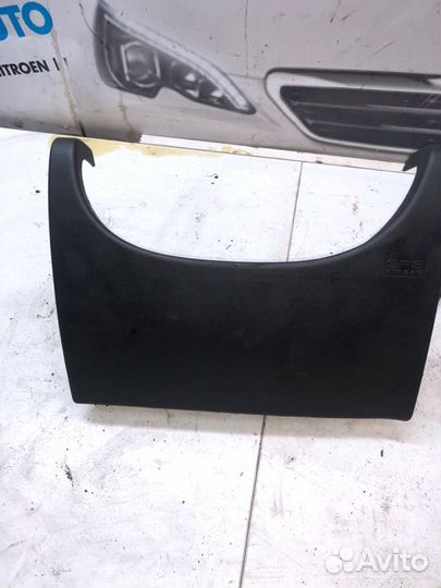 Подушка безопасности в колени передняя Citroen C5